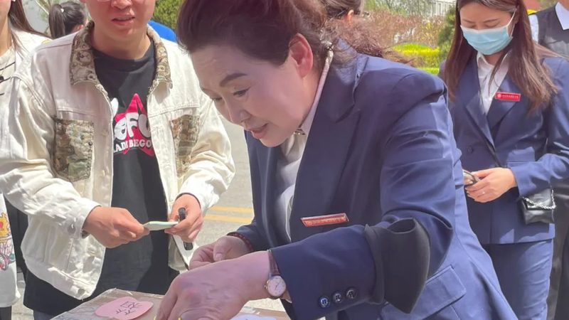 会议策划报价对比：揭秘行业潜规则与合理选择